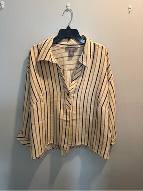 Cream Striped Women’s Casual 1/2 Button-Down Shirt 3/4 sleeves  Olivia & Martin